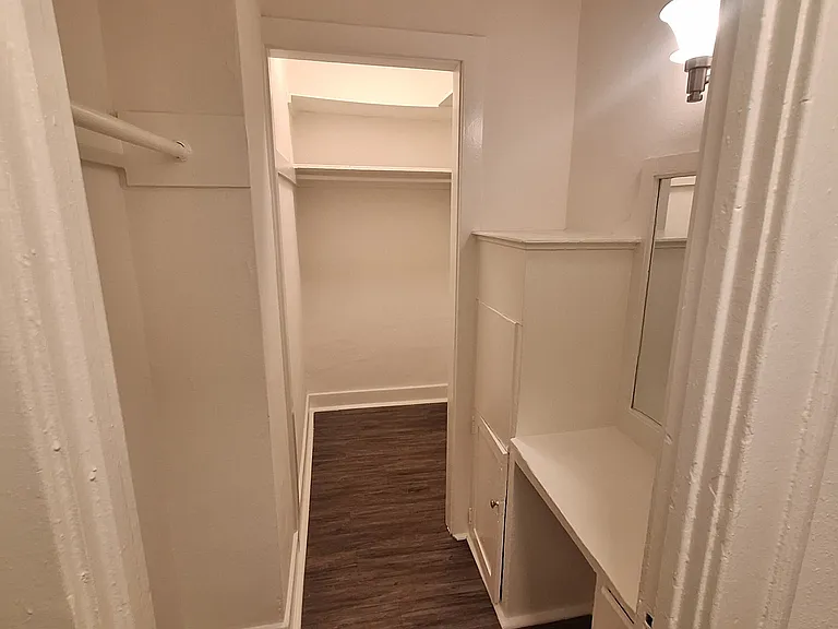 The Sutton — Photo 10