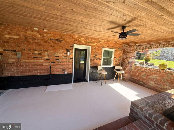 292 Rock Hill Church Rd #B