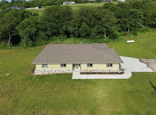 63190 250th St, Glenwood, IA 51534