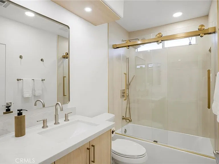 68135 Tachevah Dr — Photo 22