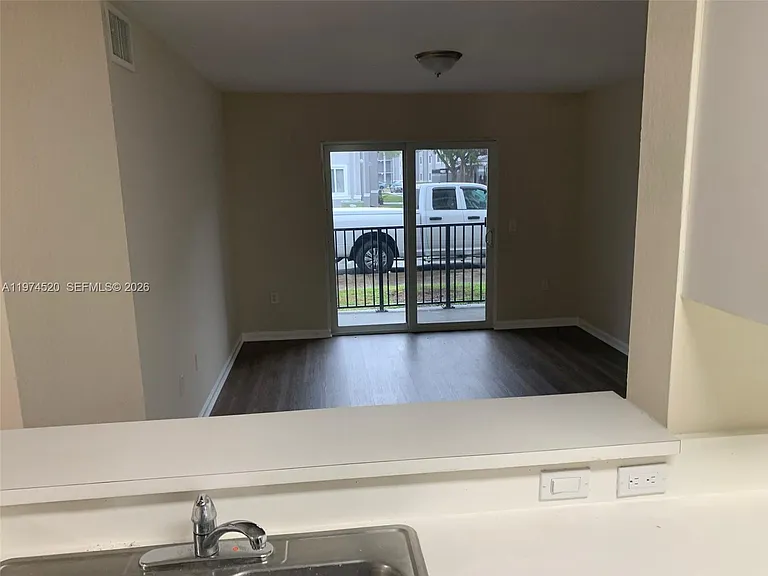 15440 SW 284th St #5102 — Photo 9