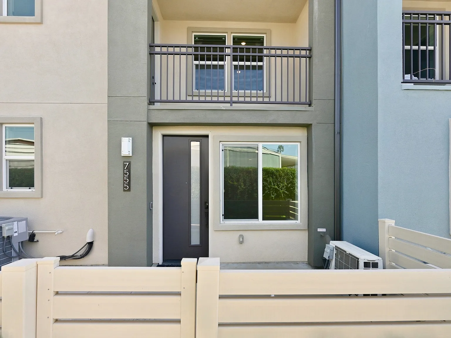 3 bed, 1580 sqft, $4,500 — Photo 2