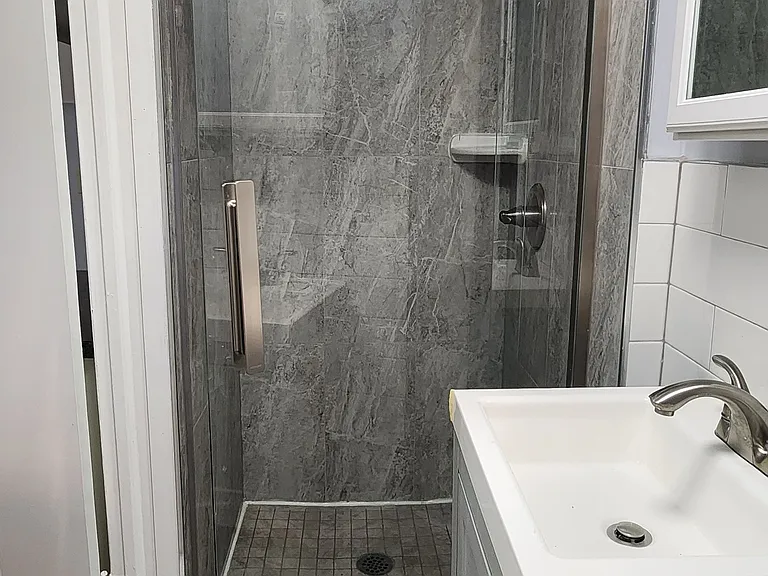 258 Franklin St #3 — Photo 17