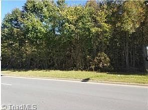 3rd image of 2300 Coliseum Blvd
