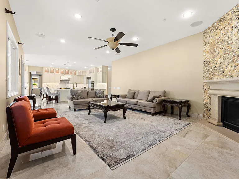 11638 Big Canyon Ln — Photo 24