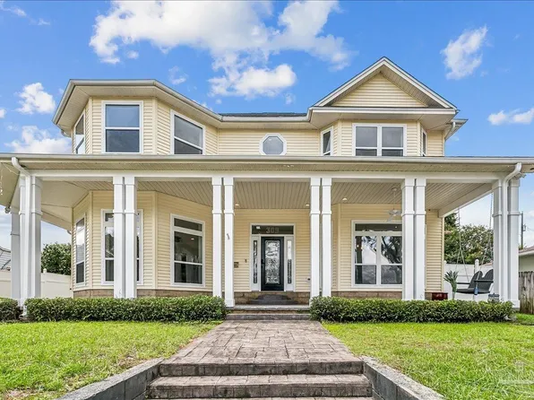 309 NW Syrcle Dr, Pensacola, FL 32507