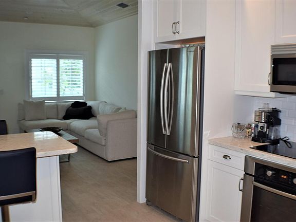 4th image of 2225 S Ocean Blvd