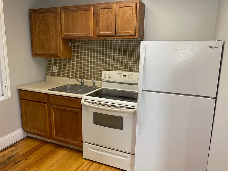 53 Park Pl #2F — Photo 7