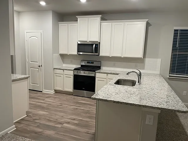 316 Zimmet Dr — Photo 6