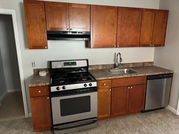 156 Chesnut St #2, Newark, NJ 07105