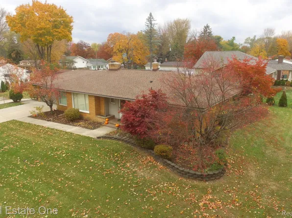 40936 Micol Dr, Plymouth, MI 48170