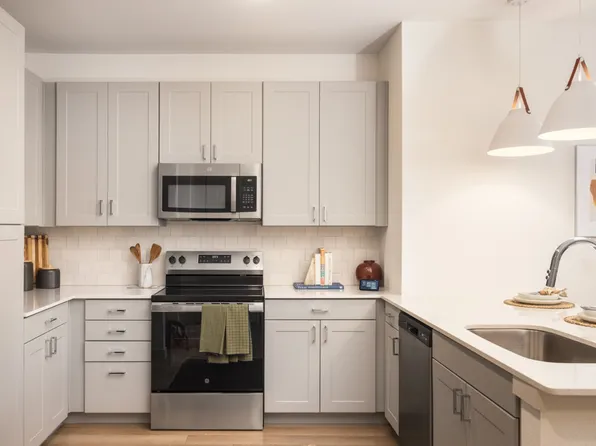 (undisclosed Address), Austin, TX 78725