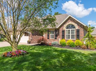 607 E Current Cir, Ozark, MO 65721