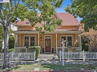 1279 Promenade St, Hercules, CA 94547