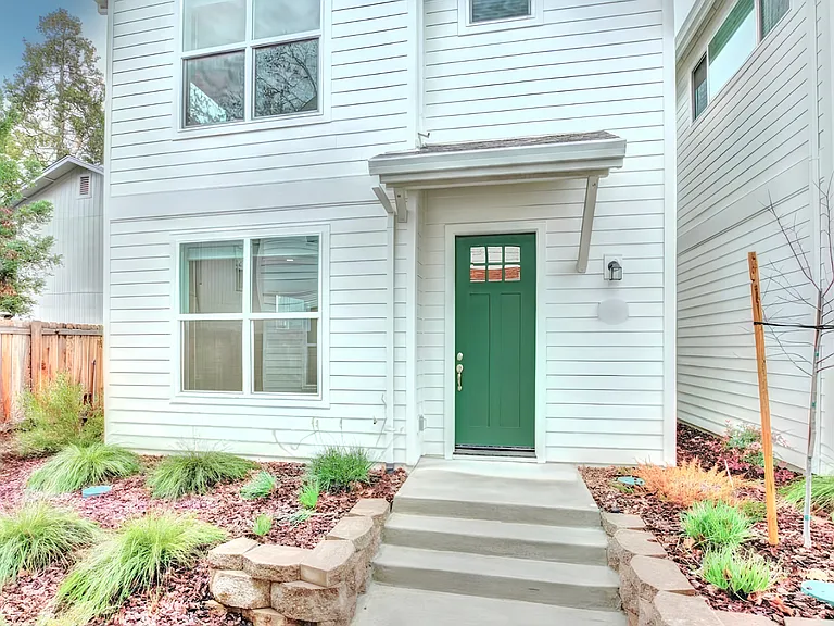 5512 Brinef Dr — Photo 3