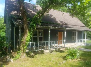 601 Sloss St SE, Hartselle, AL 35640