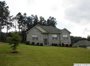 822 Rustling Rd, Odenville, AL 35120