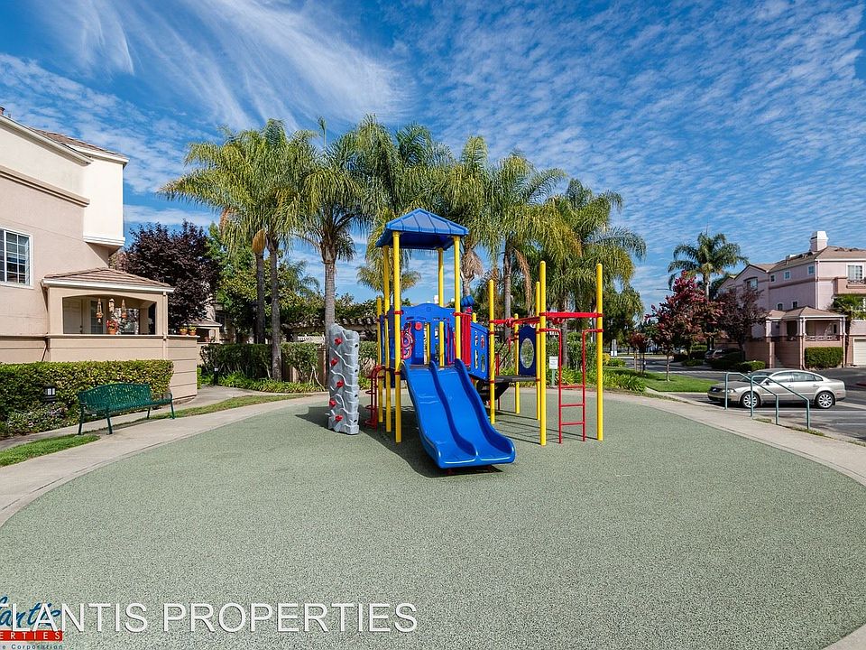2nd image of 397 Montecito Way