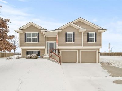 704 Quincy Ct, Belton, MO, 64012