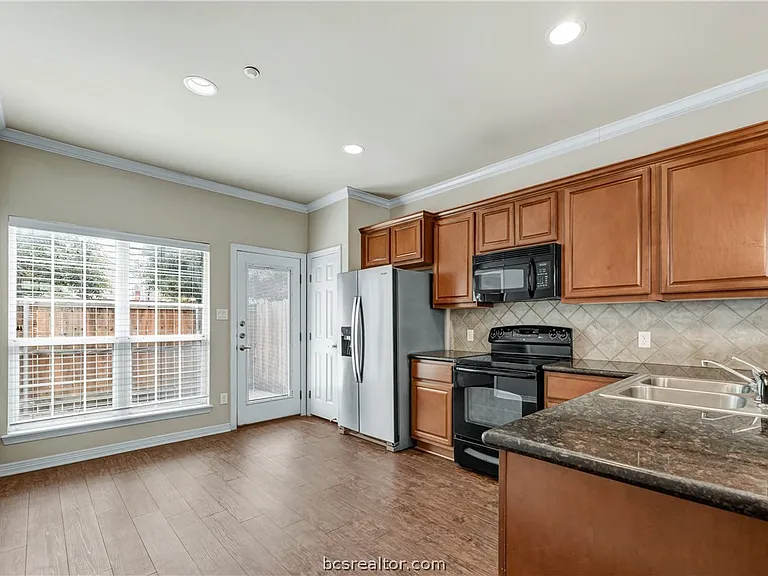1198 Jones Butler Rd #204 — Photo 8