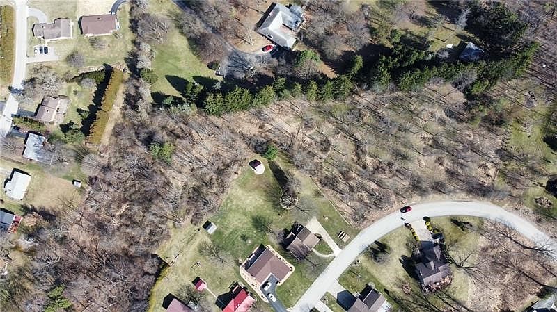 2nd image of Nicola Ln