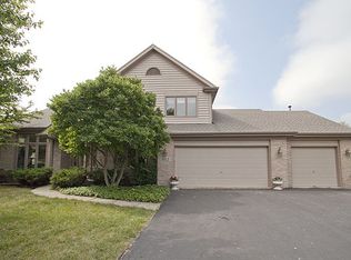 1012 Hamlet Rd, Naperville, IL 60564