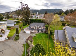 6026 Stonehouse Pl, North Cowichan, BC V9L 5M8