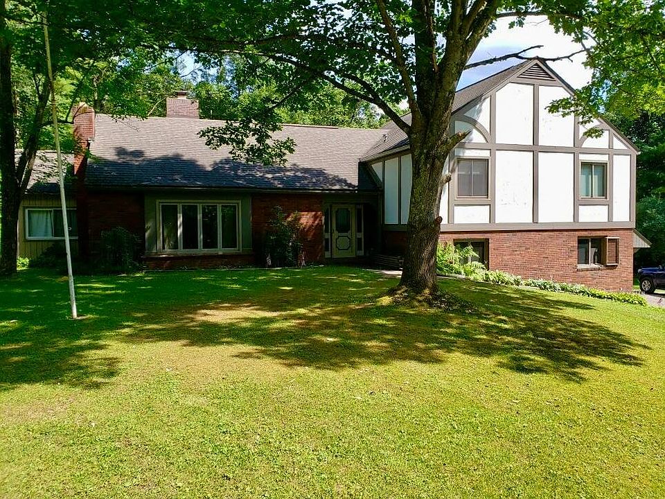 1st image of 362 Flax Island Rd