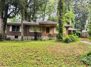 2284 Ferndale Dr, Decatur, GA 30030