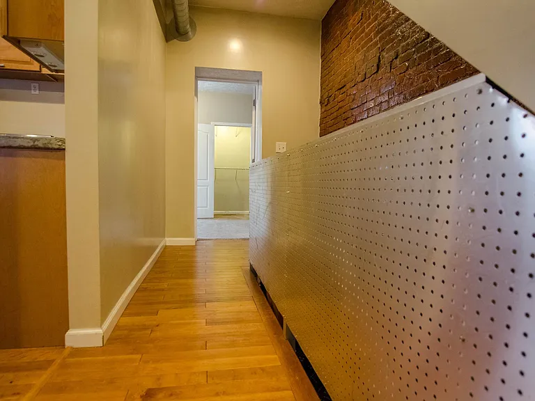 5101B Keystone St — Photo 9