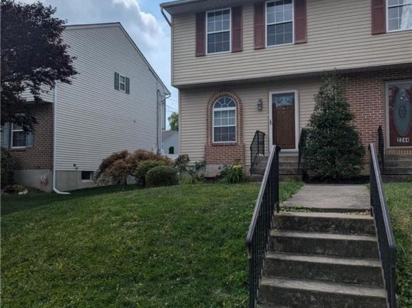 2242 W Walnut St