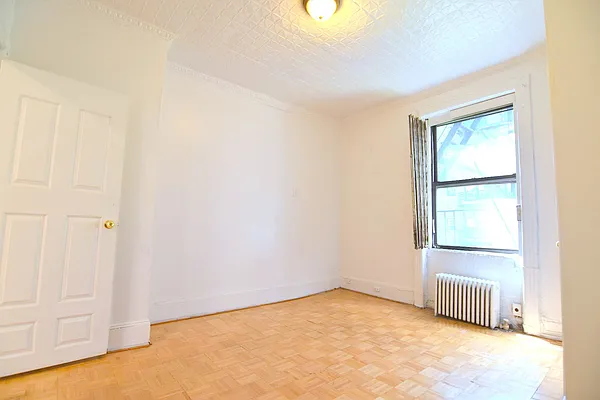 Rented by Manhattan Spaces | media 34