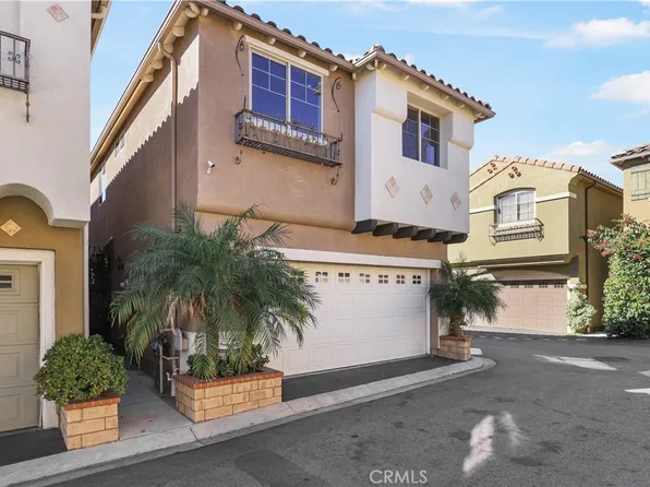 11423 Freedom Ln, Pacoima, CA 91331