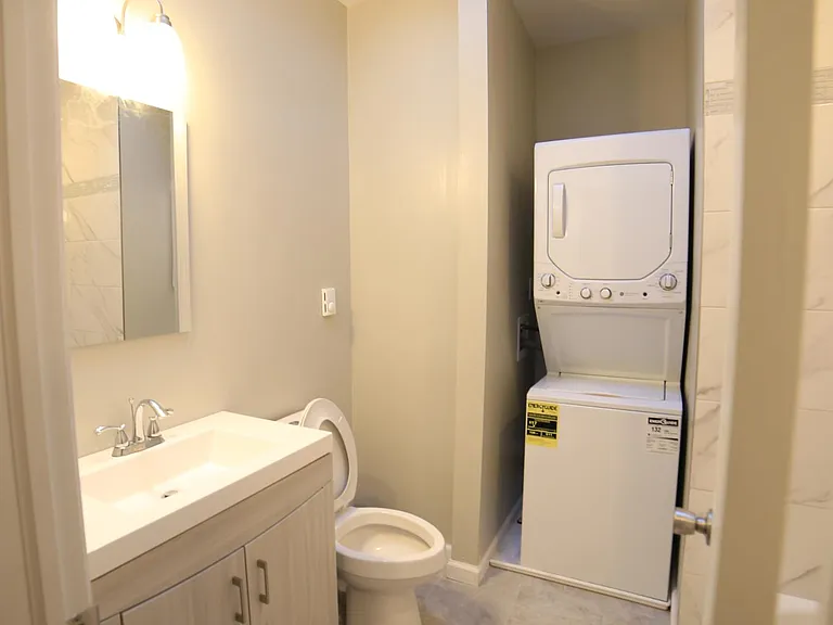 5250 W Berks St #2 — Photo 3