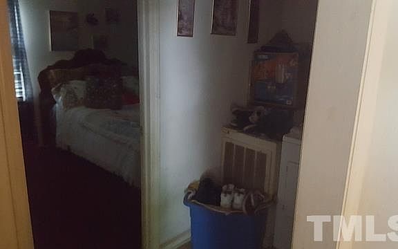 3rd image of 670 Paul St