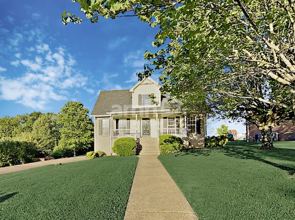 403 Woodlands Dr, Gallatin, TN 37066