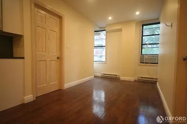 Rented by Oxford Property Group | media 20