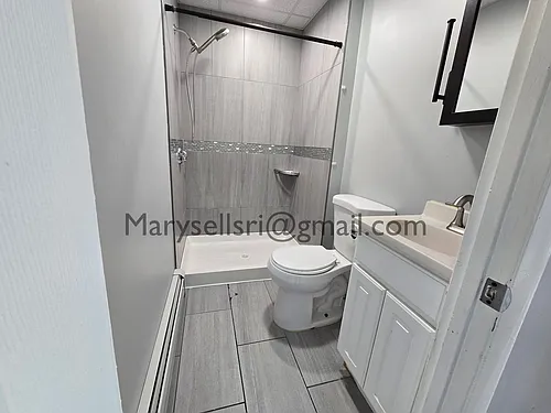 991 Lonsdale Ave #2F Photo 1