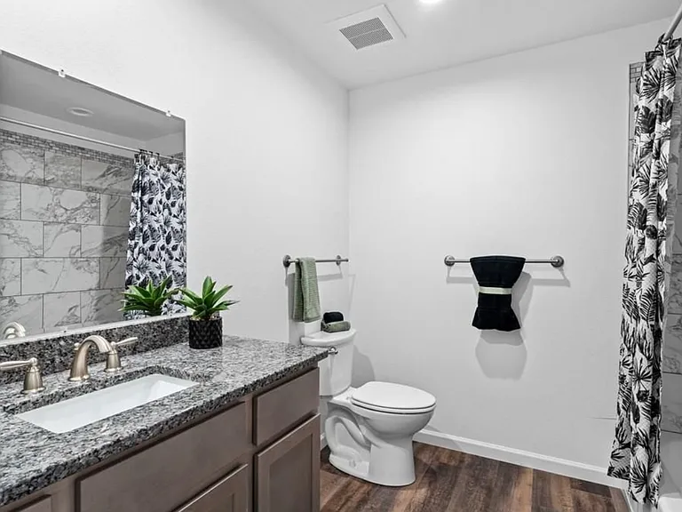 489 S Laporte Dr — Photo 16