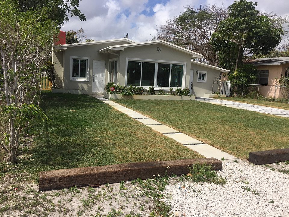 1st image of 1533 NW 5th Ave
