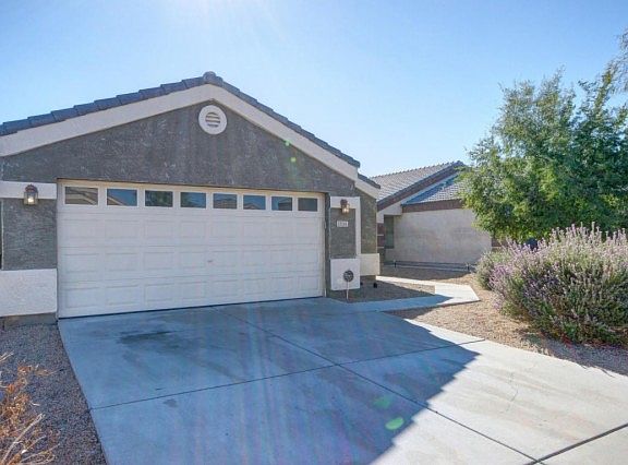 3rd image of 15116 N Verbena St