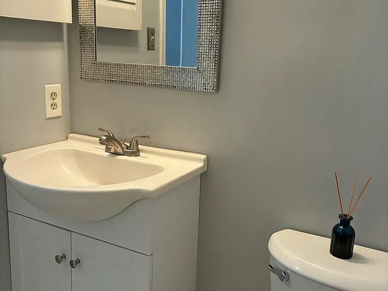 419 Hancock Pl — Photo 17