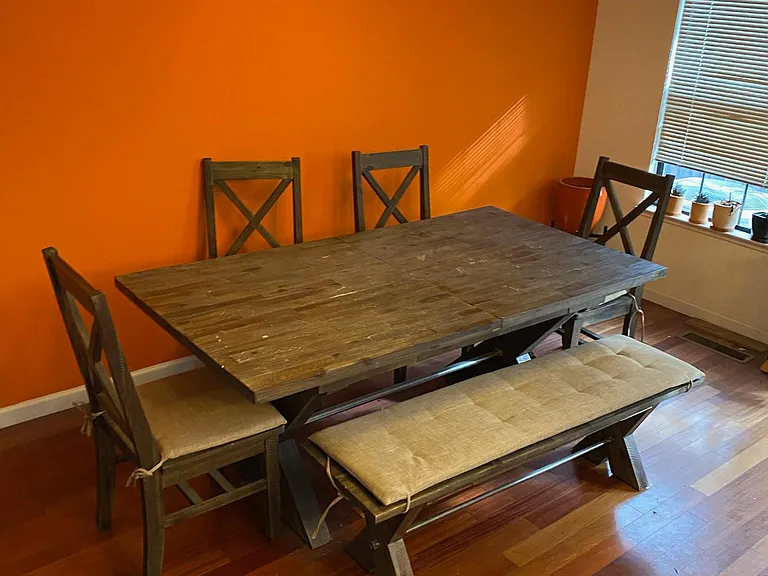 114 Redding Rd — Photo 3