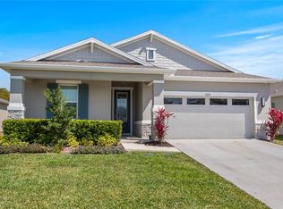 10201 Spring Lake Dr, Clermont, FL 34711