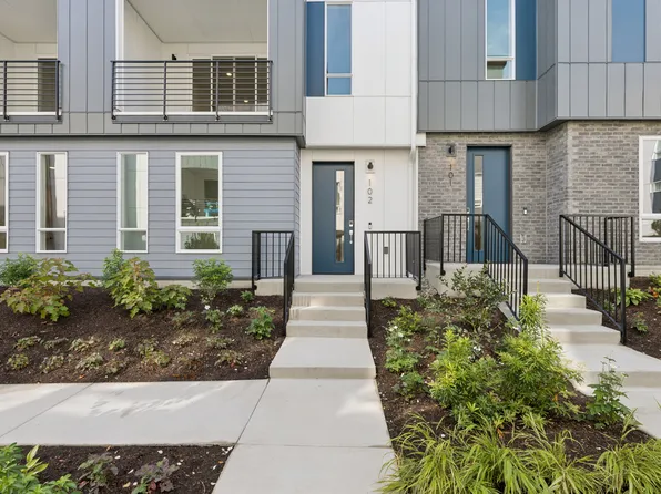12255 138th Pl NE Building 17-102, Redmond, WA 98052