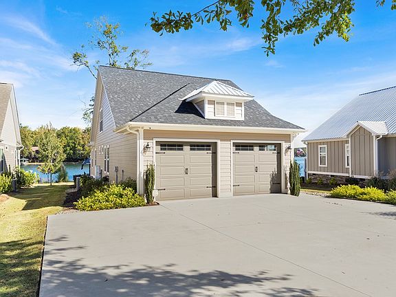 4th image of 245 Headwater Dr