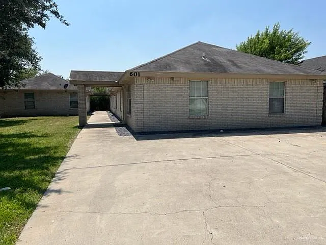 1 bed, 1.0 bath, 3804 sqft, $675 — Photo 1