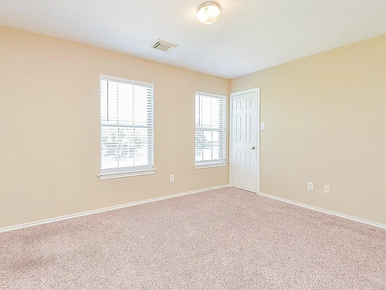6419 Bennington Springs Dr — Photo 23