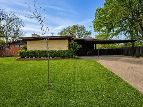 1605 Saint John St, Wichita Falls, TX 76302