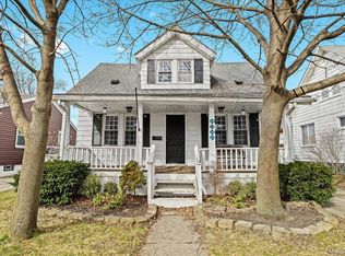 3801 Oakshire Ave, Berkley, MI 48072